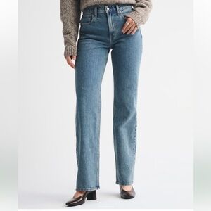 Abercrombie & Fitch Light Blue the ‘90s Relaxed Jean High Rise